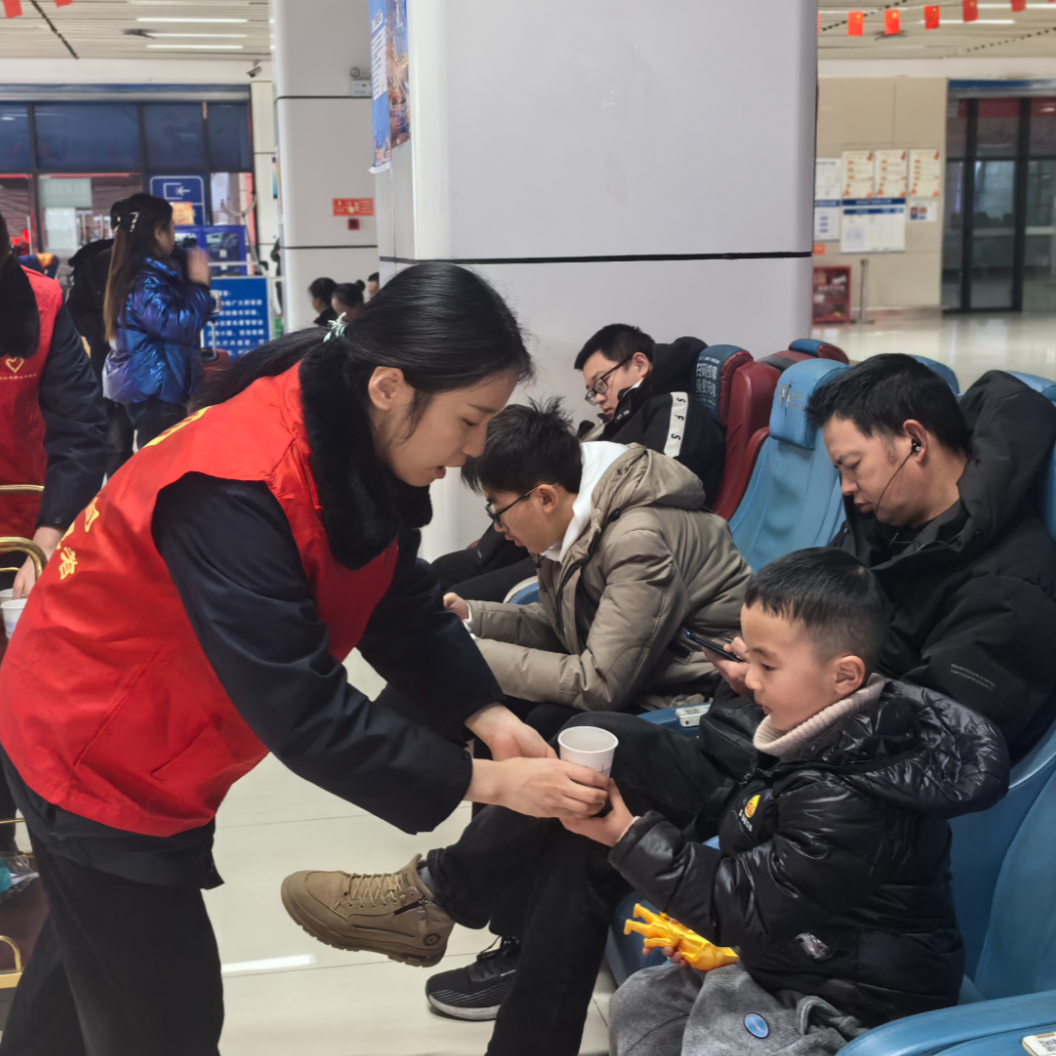 护航春运 温暖归途 运业公司在行动